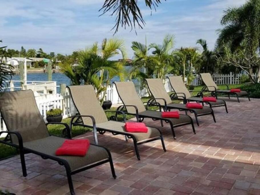 Villa Irb Surf House Waterfront Oasis+ Sunshine +Fun Kayaks Clearwater Beach Exterior foto