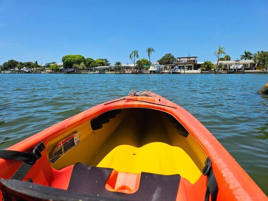 Villa Irb Surf House Waterfront Oasis+ Sunshine +Fun Kayaks Clearwater Beach Exterior foto